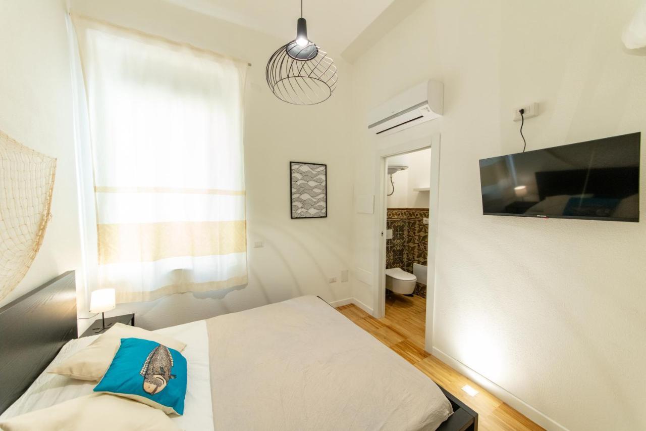 Lele'S Rooms Cagliari Dış mekan fotoğraf